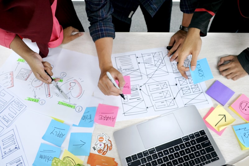 Wireframes y bocetos de interfaz de usuario